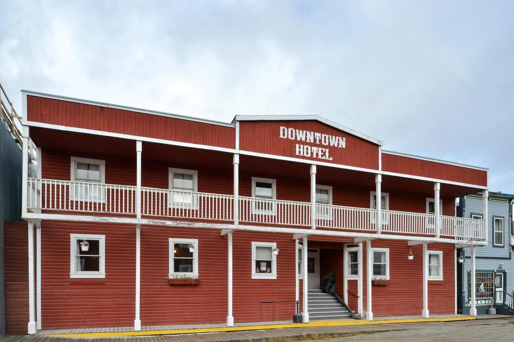 The Downtown, A Coast Hotel Dawson City Extérieur photo