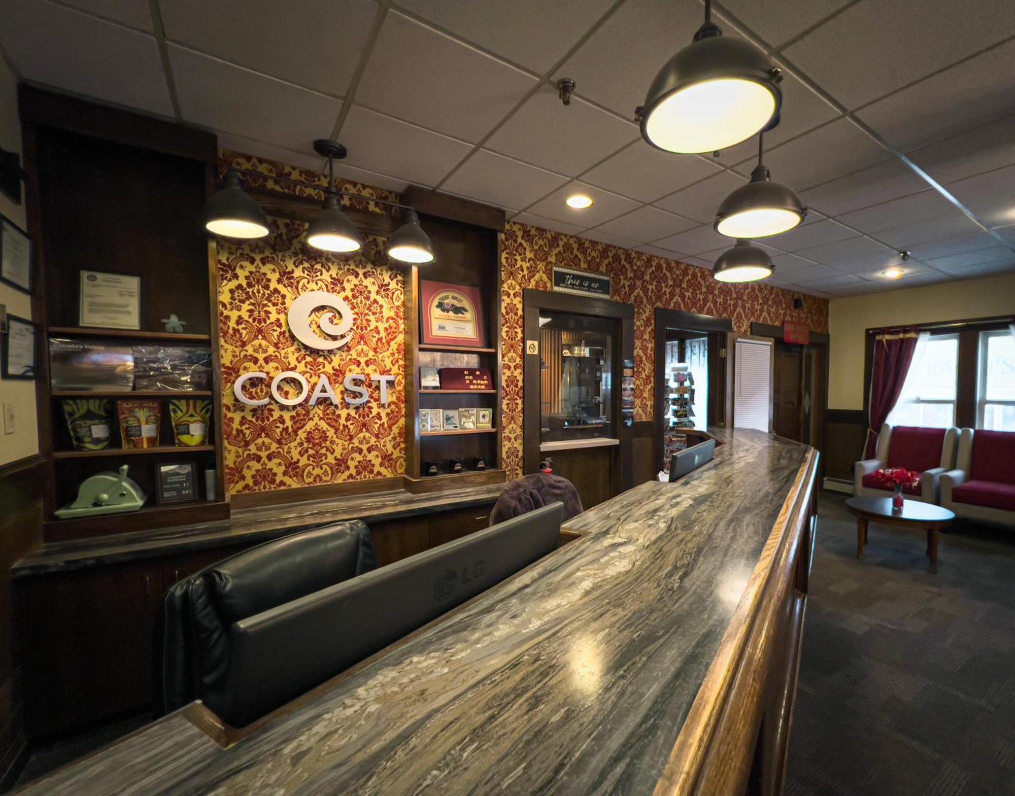 The Downtown, A Coast Hotel Dawson City Extérieur photo