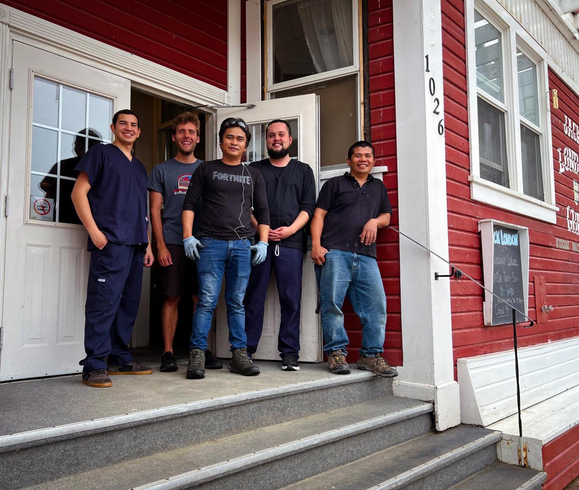The Downtown, A Coast Hotel Dawson City Extérieur photo