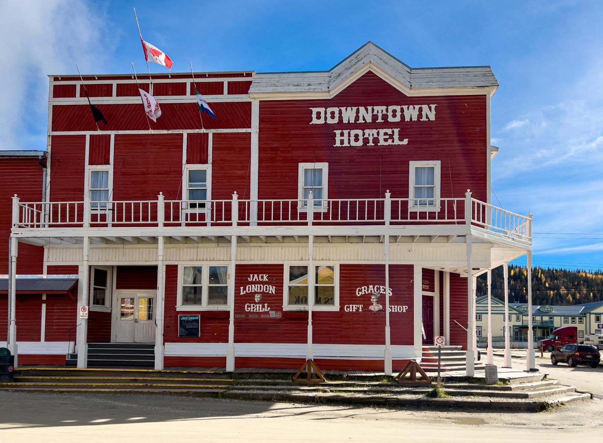 The Downtown, A Coast Hotel Dawson City Extérieur photo