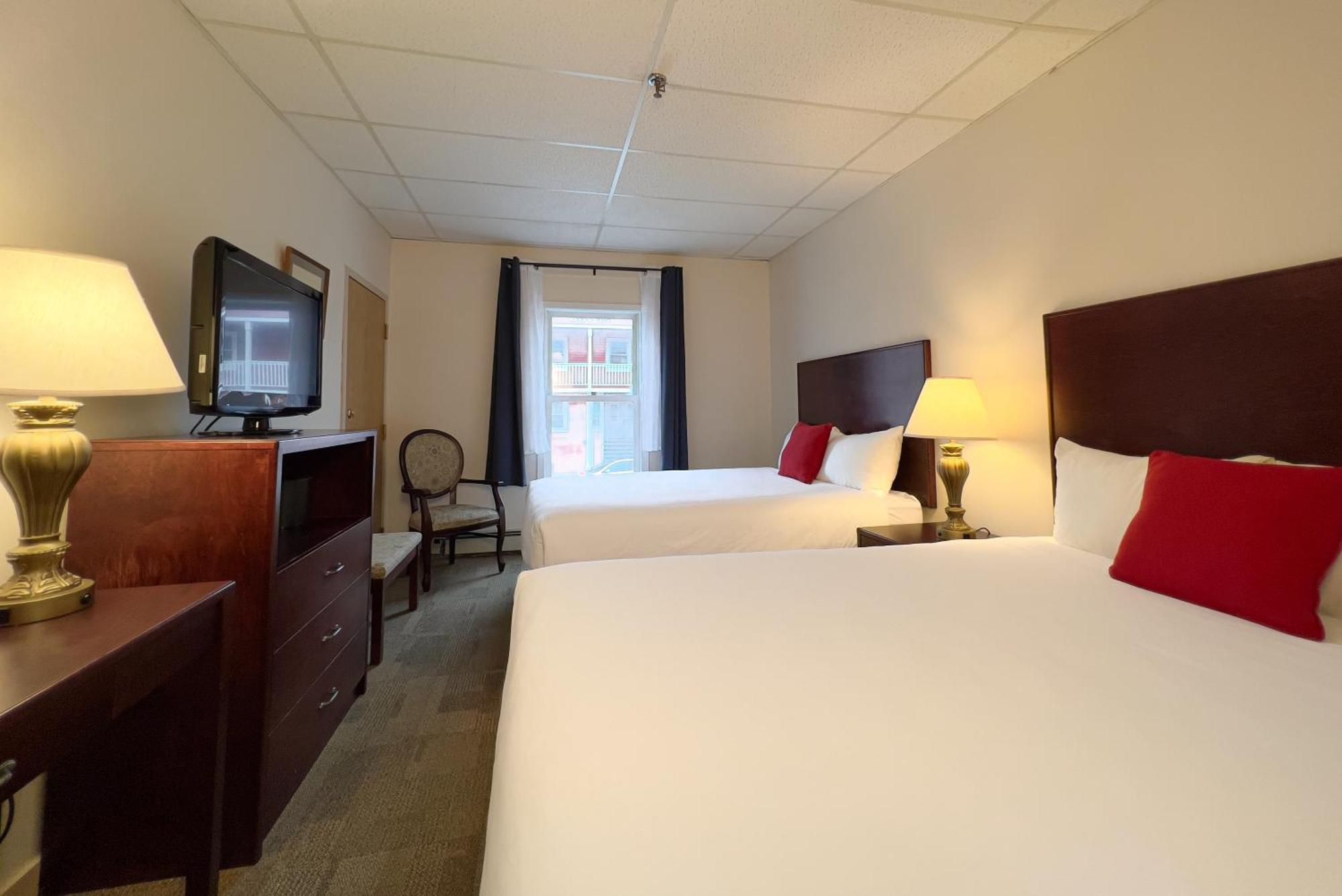 The Downtown, A Coast Hotel Dawson City Extérieur photo