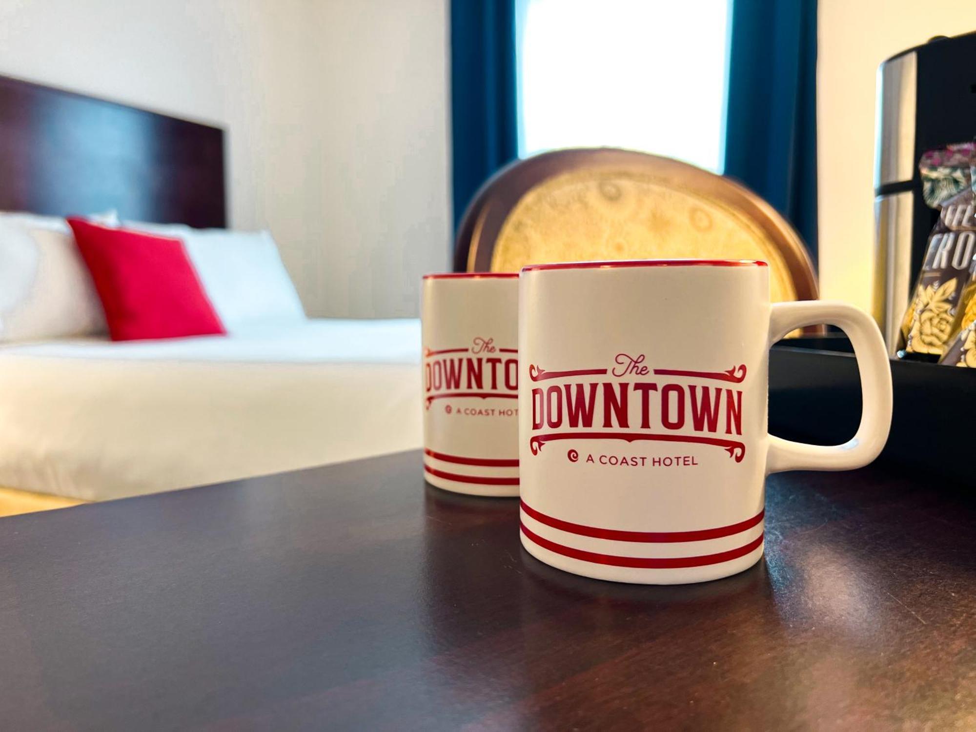 The Downtown, A Coast Hotel Dawson City Extérieur photo
